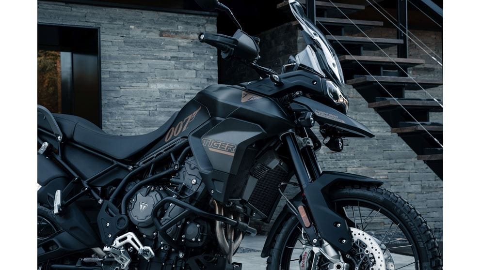 Triumph Tiger 900 Bond Edition 2023 Technical Specifications and Details